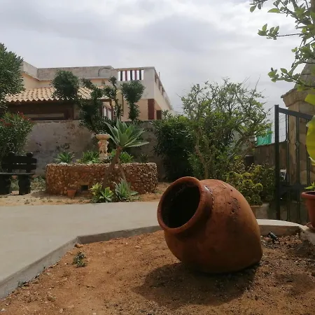 Scruscio Ri Mare Villa Favignana