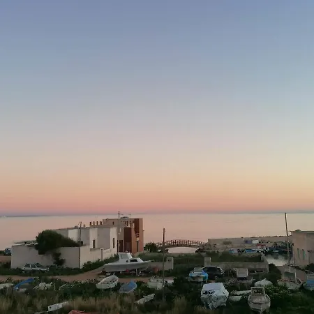 Scruscio Ri Mare Villa *