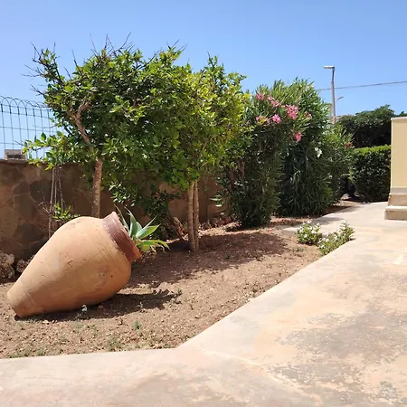 Scruscio Ri Mare Villa *